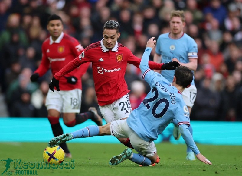 Soi kèo Manchester United vs Manchester City - 21h30 ngày 06/4 - Ngoại hạng Anh 2 Soi kèo Manchester United vs Manchester City - 21h30 ngày 06/4